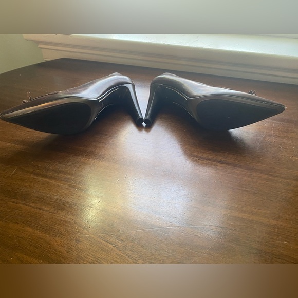 Via Spiga Italian made pointed toe brown loafer style w/ tassels heel -6.5 - Picture 9 of 11